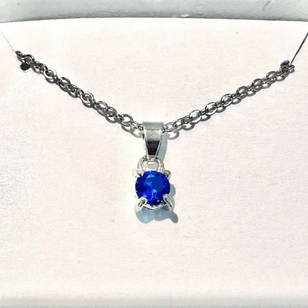 NWT Effy Deep Blue Crystal Stone Pendant Silver-Tone Chain Necklace